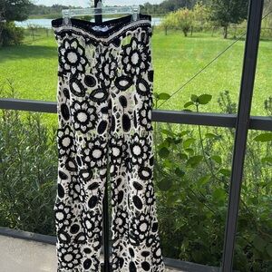 NA-KD Boho Contrast Floral Crochet Trousers size small
